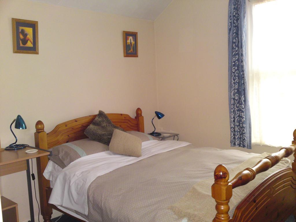 イーストリー Crestwell House Bed & Breakfast 部屋 写真